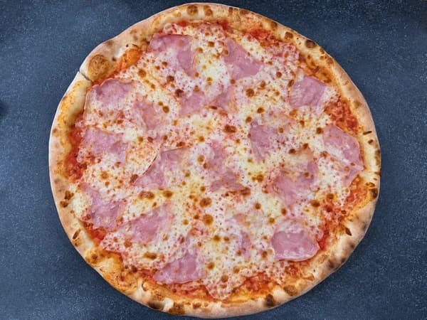 3. Pizza Šunková