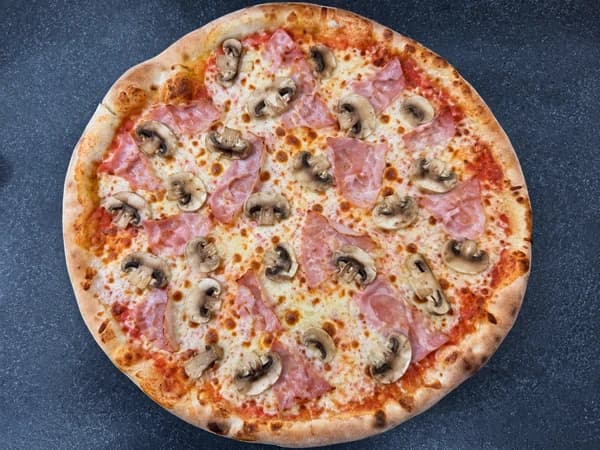 9. Pizza Capriciossa
