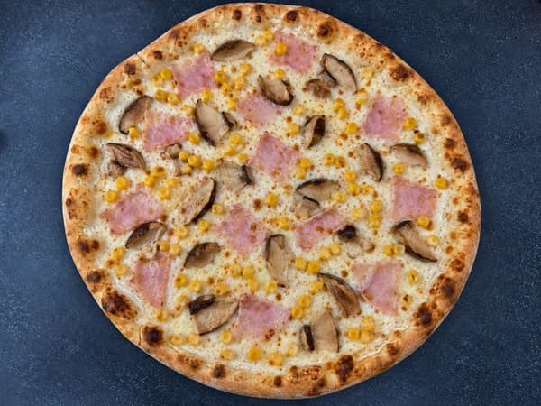 35. Pizza Florentina