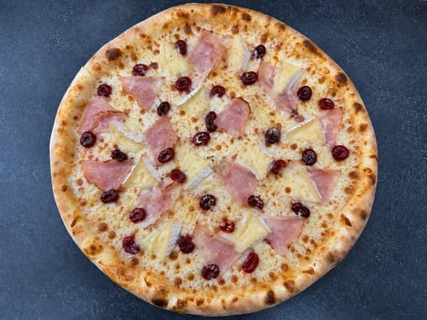 38. Pizza Riki